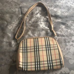 Nova Check Purse ✨